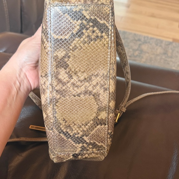 Gorgeous Ralph Lauren Snakeskin Embossed Leather Crossbody Bag - Brown - Picture 4 of 16